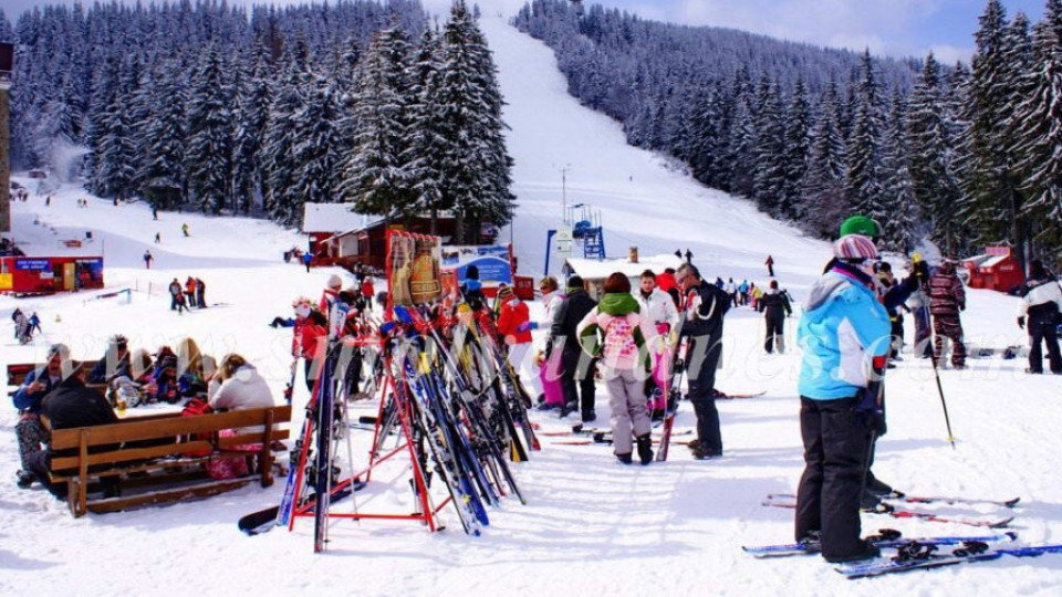Първи ден на ски сезона в Пампорово | StandartNews.com