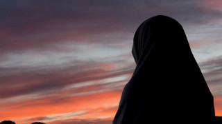 Десетки жени и деца могат да извършат терористични атаки в Германия, смятат властите