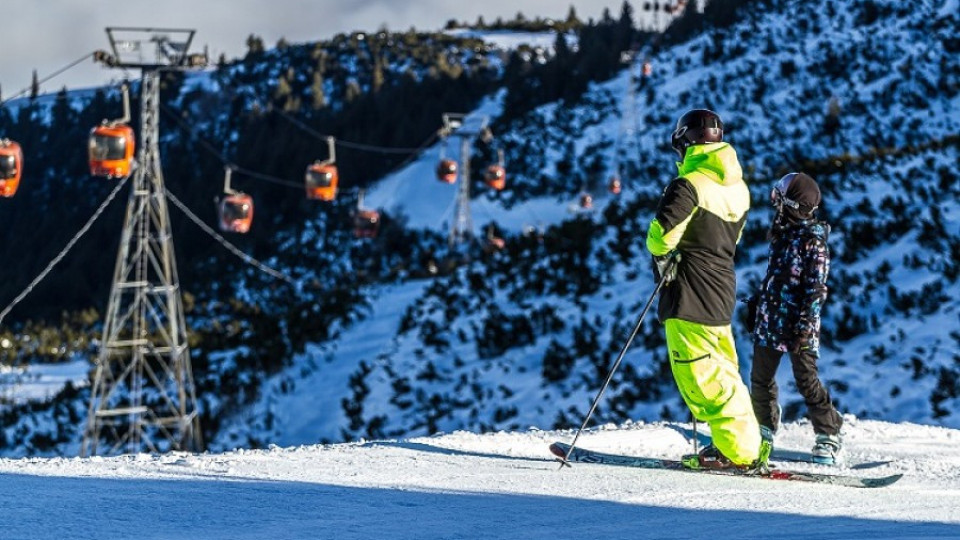 Боровец отваря ски зоната с безплатно нощно спускане | StandartNews.com