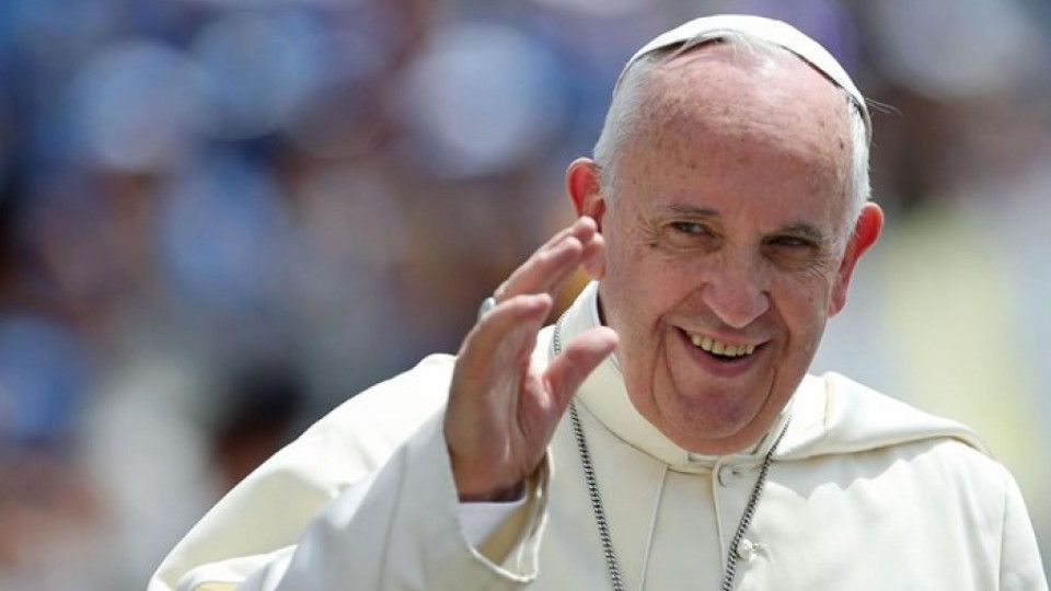 Папата: Отървете се от баналността на консуматорството | StandartNews.com