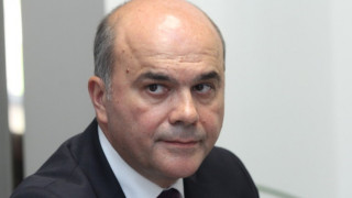 Министър Петков: Увеличението на минималната заплата ще позволи да сe покриват основни разходи