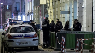 Крадци с брадви отмъкнаха бижута за милиони от парижки хотел