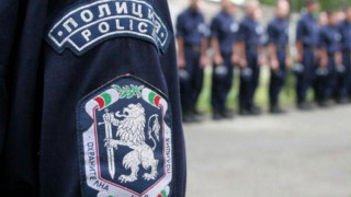 Полицаите обмислят прекратяване на протеста