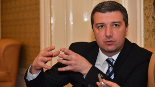 БСП се защити за конвенцията: Слушаме гласа на хората