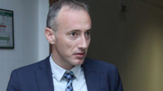 Вълчев категоричен: Комунизмът остава в учебниците