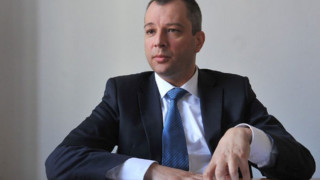Заплатите ще растат по-бързо тази година