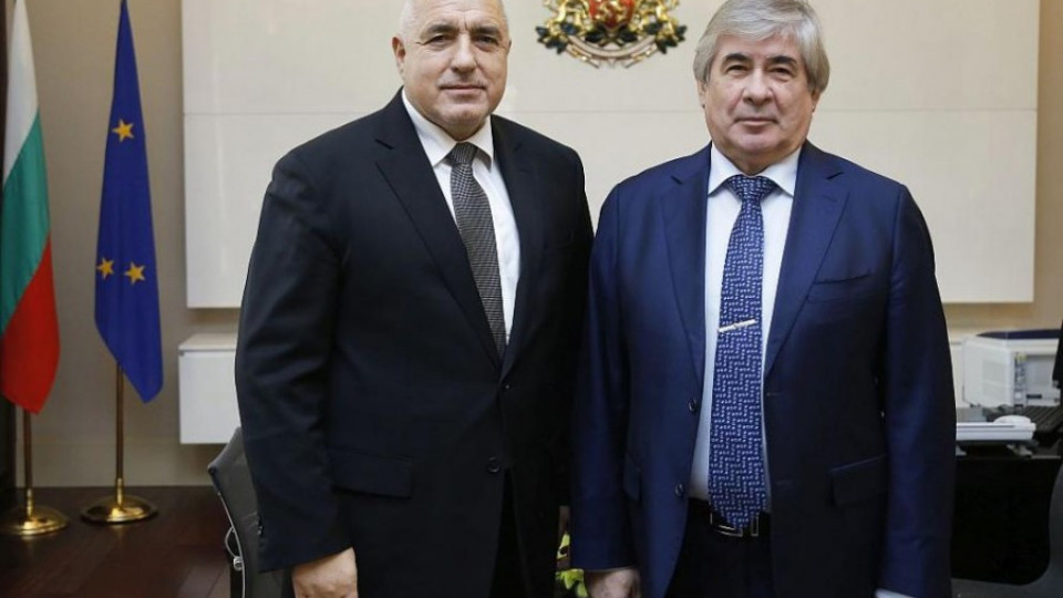 Борисов се срещна с руския посланик, докато го чакаха в парламента | StandartNews.com