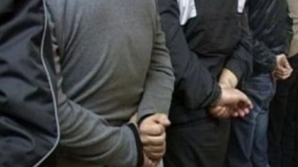 18 години за 3-има българи-трафиканти в Турция | StandartNews.com