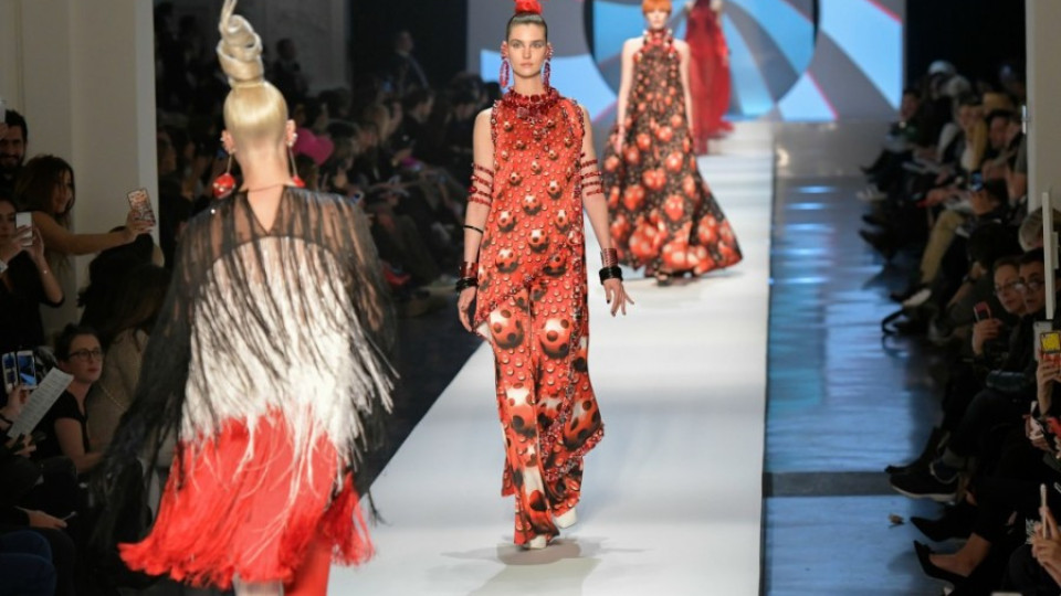 Висшата мода събра най-големите в Париж | StandartNews.com