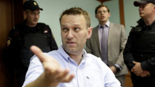 Полицейски рейд и разпити в московския офис на Навални