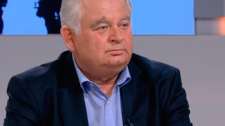 2 г. условно за бившия шеф на НРС за разгласяване на класифицирана информация