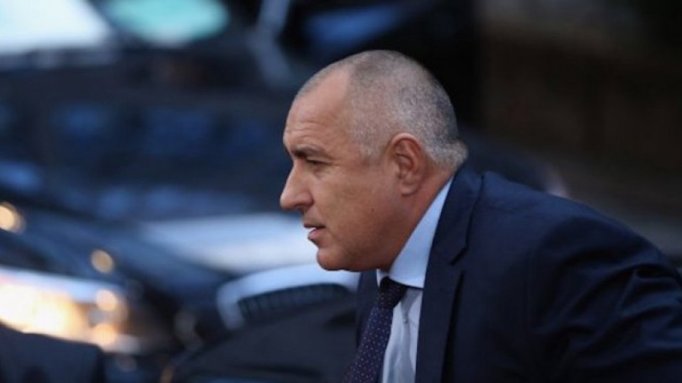 Борисов във ВМА, поставили му инжекции в коленете и глезените | StandartNews.com