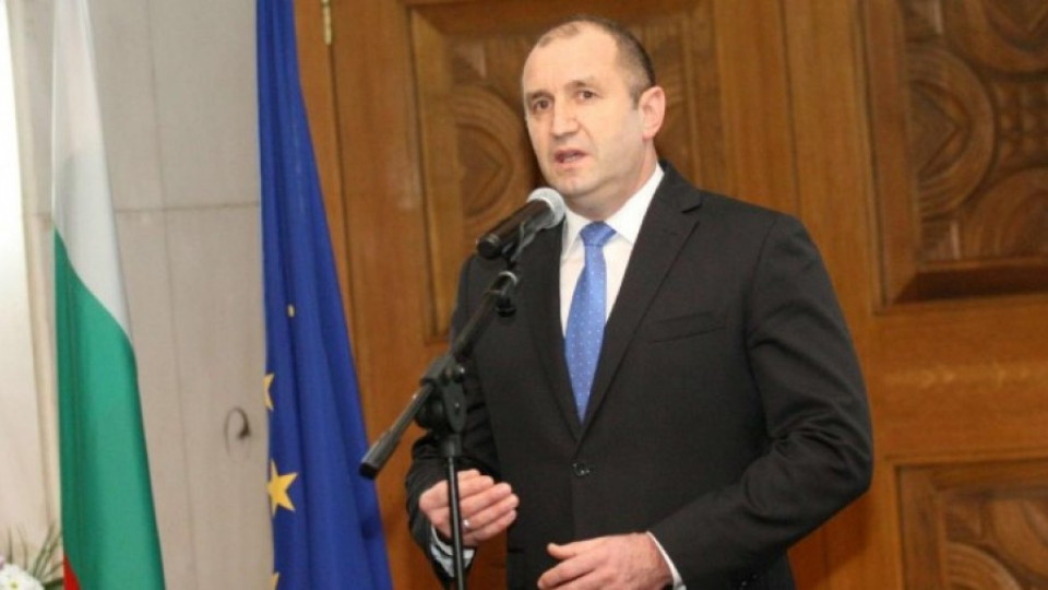 Румен Радев изпрати съболезнования на Путин за катастрофата  | StandartNews.com