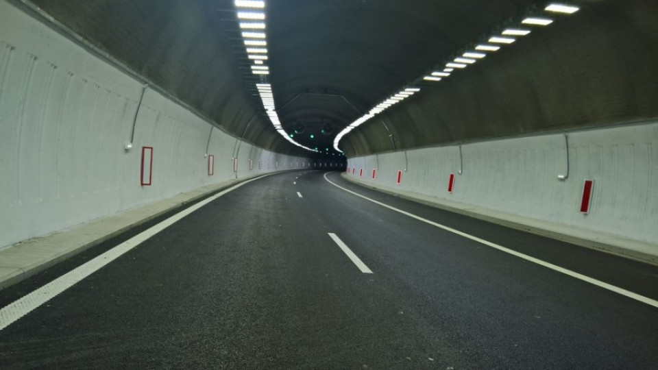 Регионалният министър: 17 нови тунела са в различен етап на подготовка | StandartNews.com