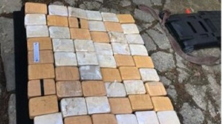 ГДБОП залови 38 кг хероин и кокаин