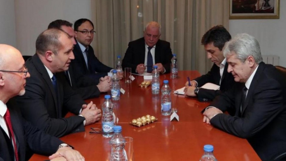 Радев в Скопие: Обща цел ни е да видим Македония в НАТО и ЕС | StandartNews.com