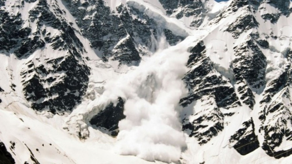 Серия от инциденти с лавини в Алпите | StandartNews.com