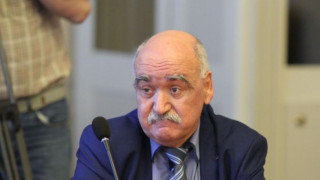Изслушват шефа на Касата в здравната комисия