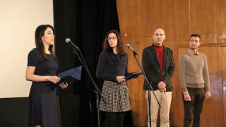 120-години снимат кино в Баку