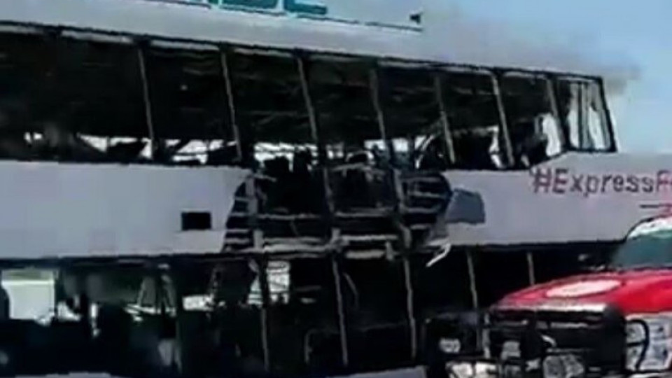 В Мексико ферибот с туристи се запали | StandartNews.com