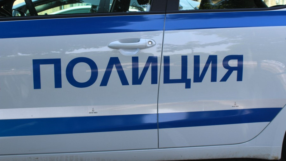 Откриха завързана и заключена жена в Търновско | StandartNews.com