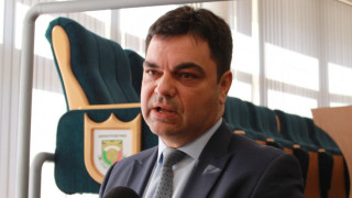 Кметът на Димитровград подарява трибагреници