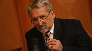 Когато бягат инвеститори, вместо тях идват Гинки