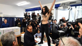 "Фемен" си направи реклама за сметка на Берлускони