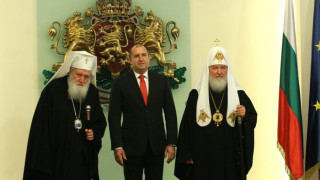 ЯДЕЦ! Няма стенограма от разговора на президента и руския патриарх