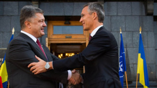 НАТО даде на Украйна статут на кандидат-членка