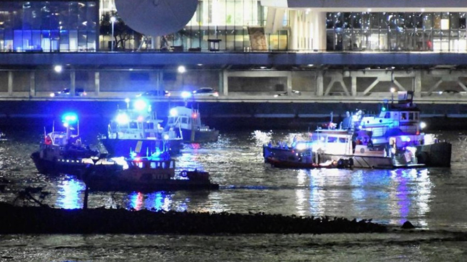 Хеликоптер катастрофира в река в Ню Йорк | StandartNews.com