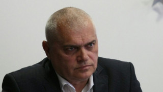 МВР министърът: "Е, чак взривове, запалила се е бъркалка!"