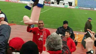 "Левски" сезира прокуратурата за простотиите на Каранга