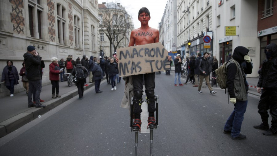 ОБЗОР: Франция въстана срещу реформата на Макрон | StandartNews.com
