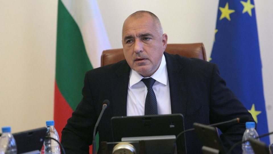 Борисов привика Радев и шефове от МВР заради скандала на летището | StandartNews.com
