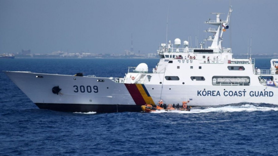 БЛЕСТЯЩА ОПЕРАЦИЯ! Южна Корея спаси 163-мата от пробития ферибот | StandartNews.com