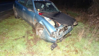 18-годишен водач пострада при катастрофа край гара Кочериново