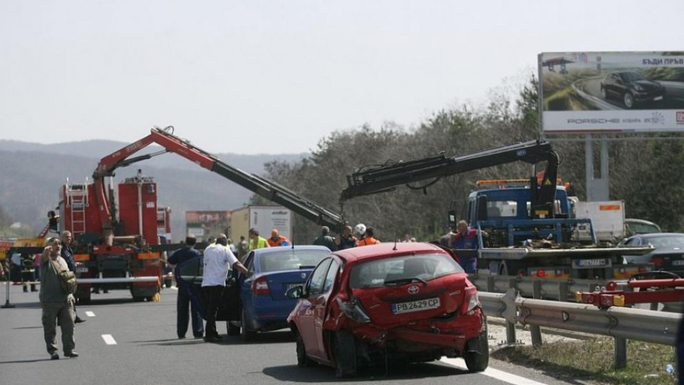 АПИ: Шофьорите да внимават при км 27-ми на АМ „Тракия“ | StandartNews.com