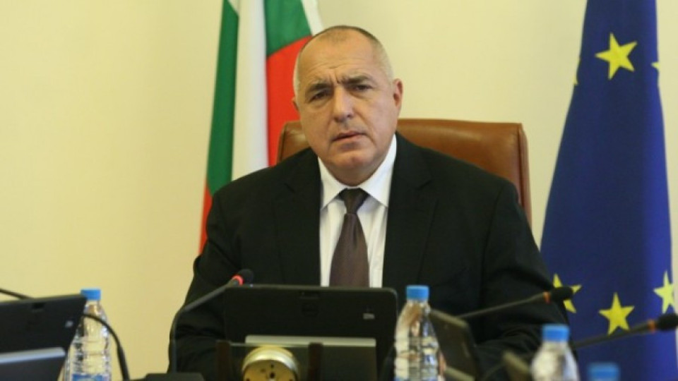 Борисов праща министри да обясняват на Радев за обществените поръчки | StandartNews.com