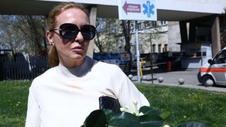Съпругата на Спас Русев на визитация при пострадалата полицайка