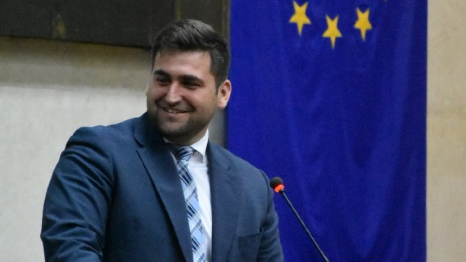 Наш депутат съсипа Европа! Сравнението | StandartNews.com