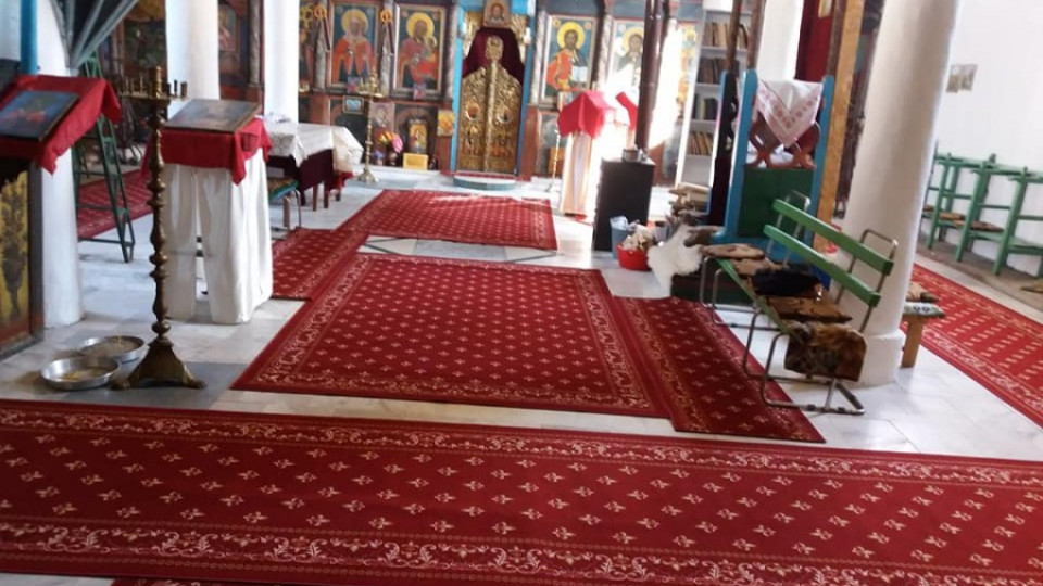 Християни и мюсюлмани ремонтираха храма в Сатовча | StandartNews.com