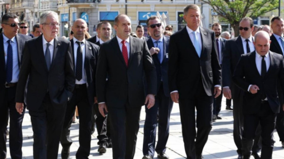 Неформална среща на трима президенти в Русе | StandartNews.com