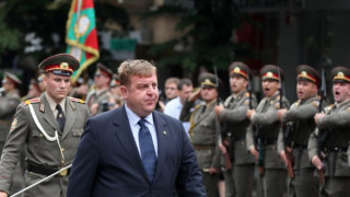 Каракачанов: Българските политици извършиха престъпление към българската армия