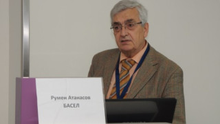 НА ФОРУМА НА АИКБ И "СТАНДАРТ". Румен Атанасов: Индустрията ни е развита благодарение на държавните стипендии