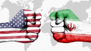 Ирански депутати запалиха хартиено американско знаме в парламента 