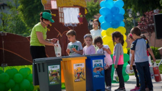 Деца събираха разделно отпадъци
