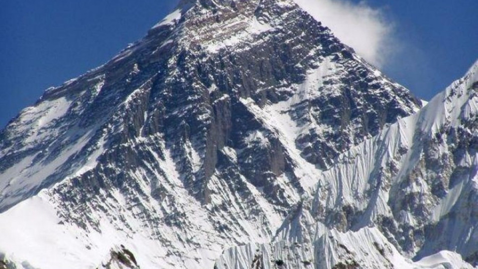 Още един българин стъпи на Еверест | StandartNews.com