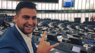 Новаков: Комисията по транспорт защити превозвачите ни от пакета "Макрон"
