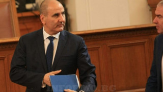 Цветанов: Чест прави на министър-председателя, че дойде в парламента